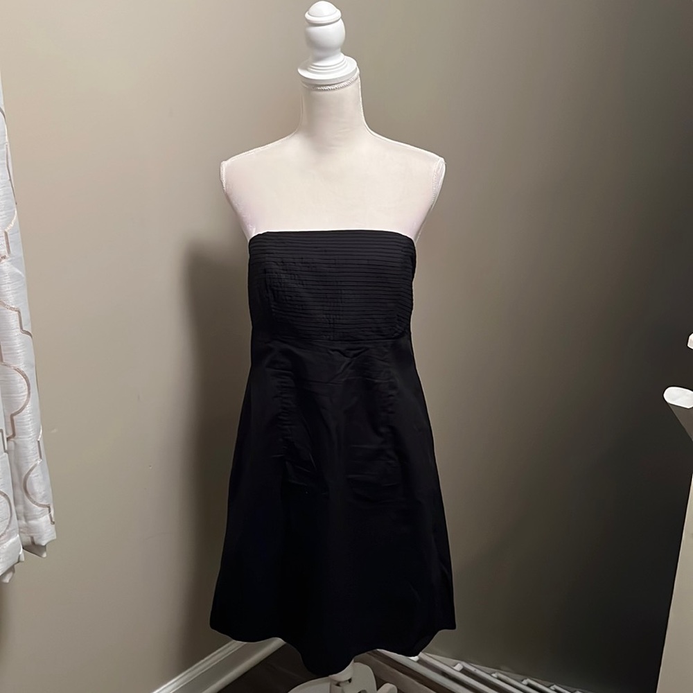 NWOT - GAP Strapless Dress